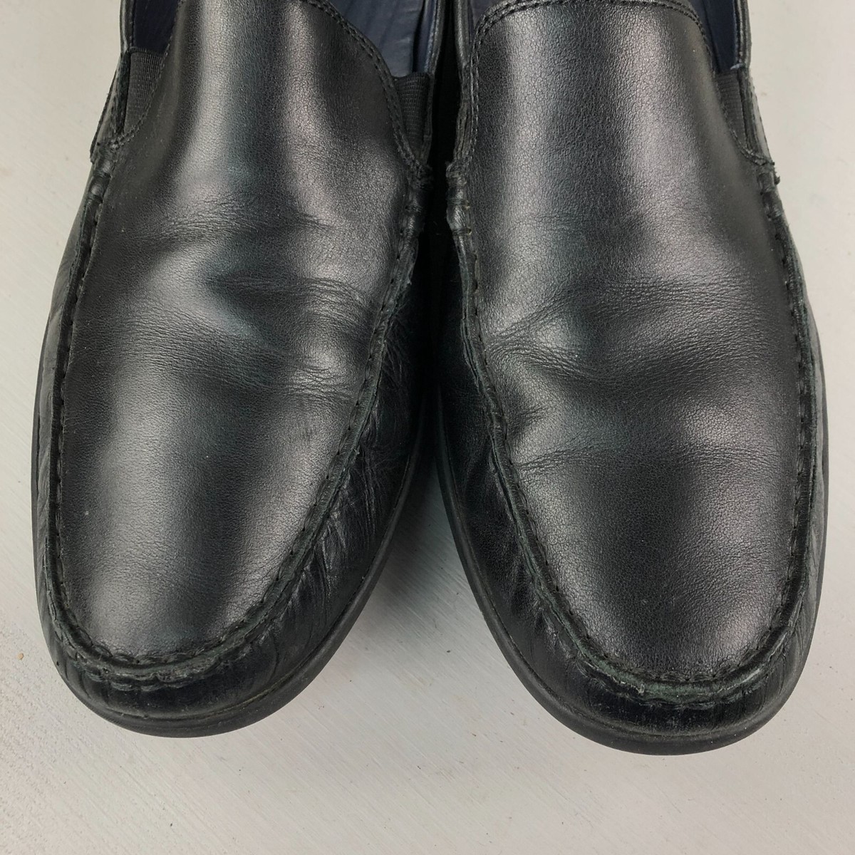 Cole Haan Men display picture 3