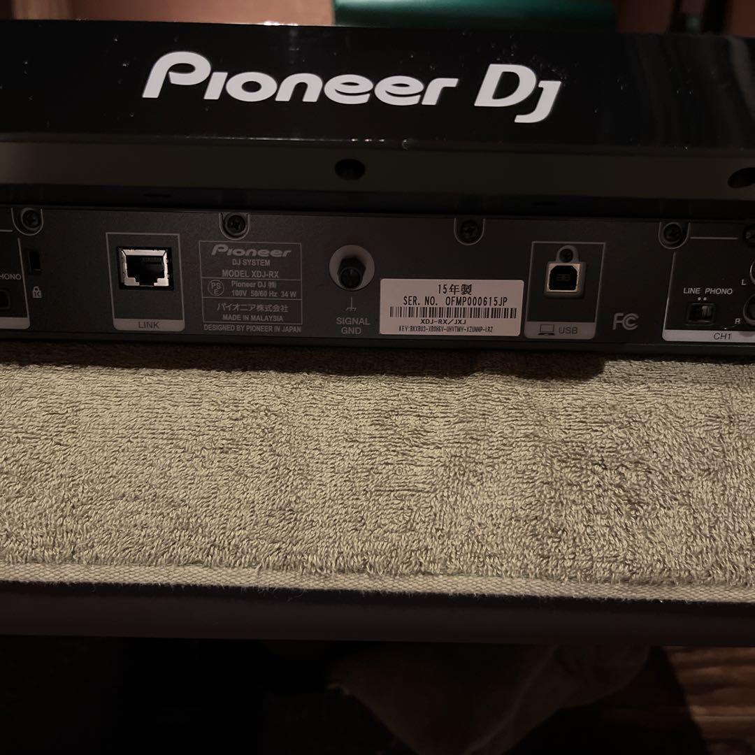 Pioneer XDJ-RX Professional Digital System Near Mint Pioneer XDJ-RX Professional Digital System Near Mint