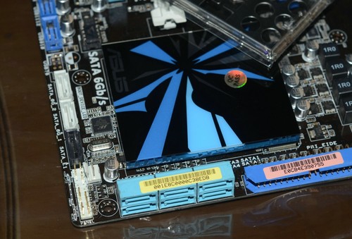 ASUS Motherboard p7p55d-e deluxe, LGA 1156, Intel P55 Chipset, DDR3 Memory ATX - Afbeelding 3 van 4