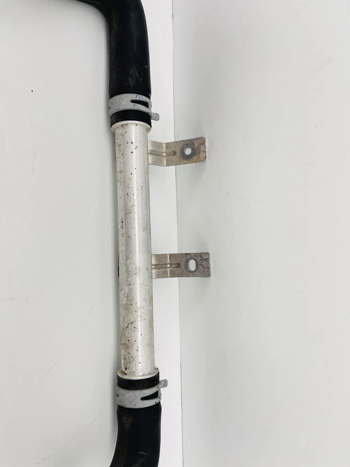 Manguera de radiador inferior Mopar 27299YPFP 2015-2017 Chrysler 200 OEM Foto 3 de 4