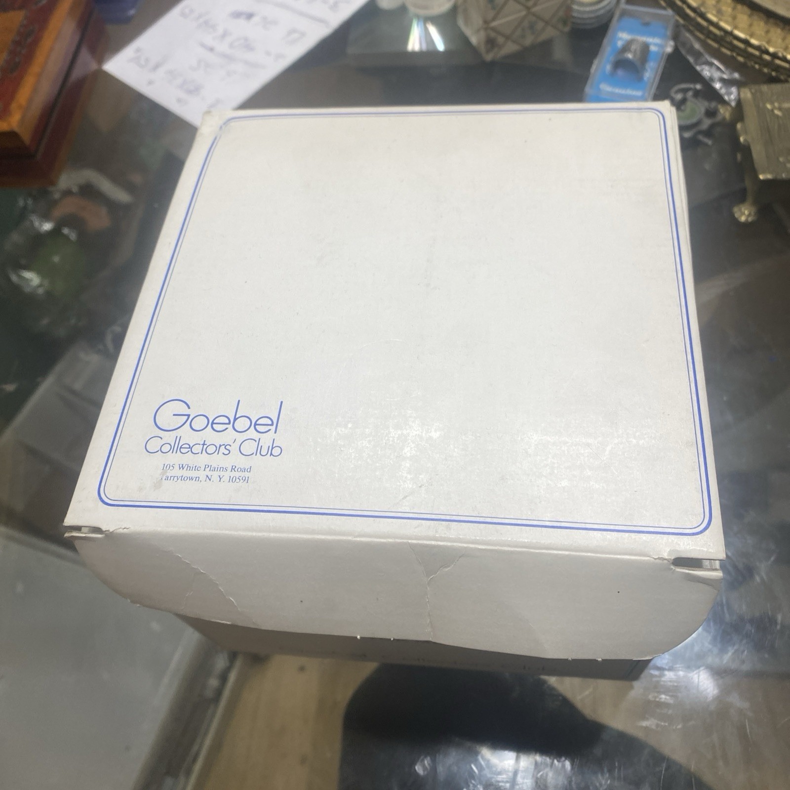 Goebel Hummel Umbrella Girl 1983 Exclusive Edition No.9 w/ Box