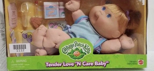Cabbage Patch kids Tender Love’N Care Vintage in Box.