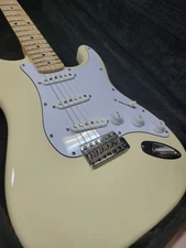 Grass Roots Scallop Fingerboard With Duncan Yngwie