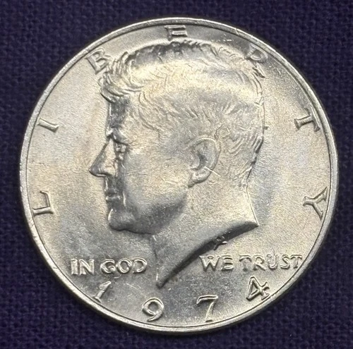 1974 US Half Dollar Fifty Cent Coin 0.50 American Cent Q164