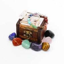Crystals and Healing Stones Set in Wooden Display Box, 7 Chakra Stones