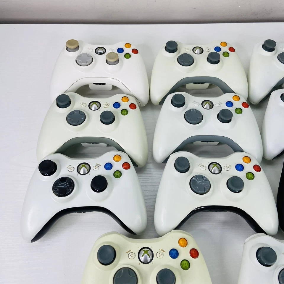 Lotto 11 Controller Originali Xbox 360 Wireless – Revisionati e Funzionanti - Immagine 3 di 4
