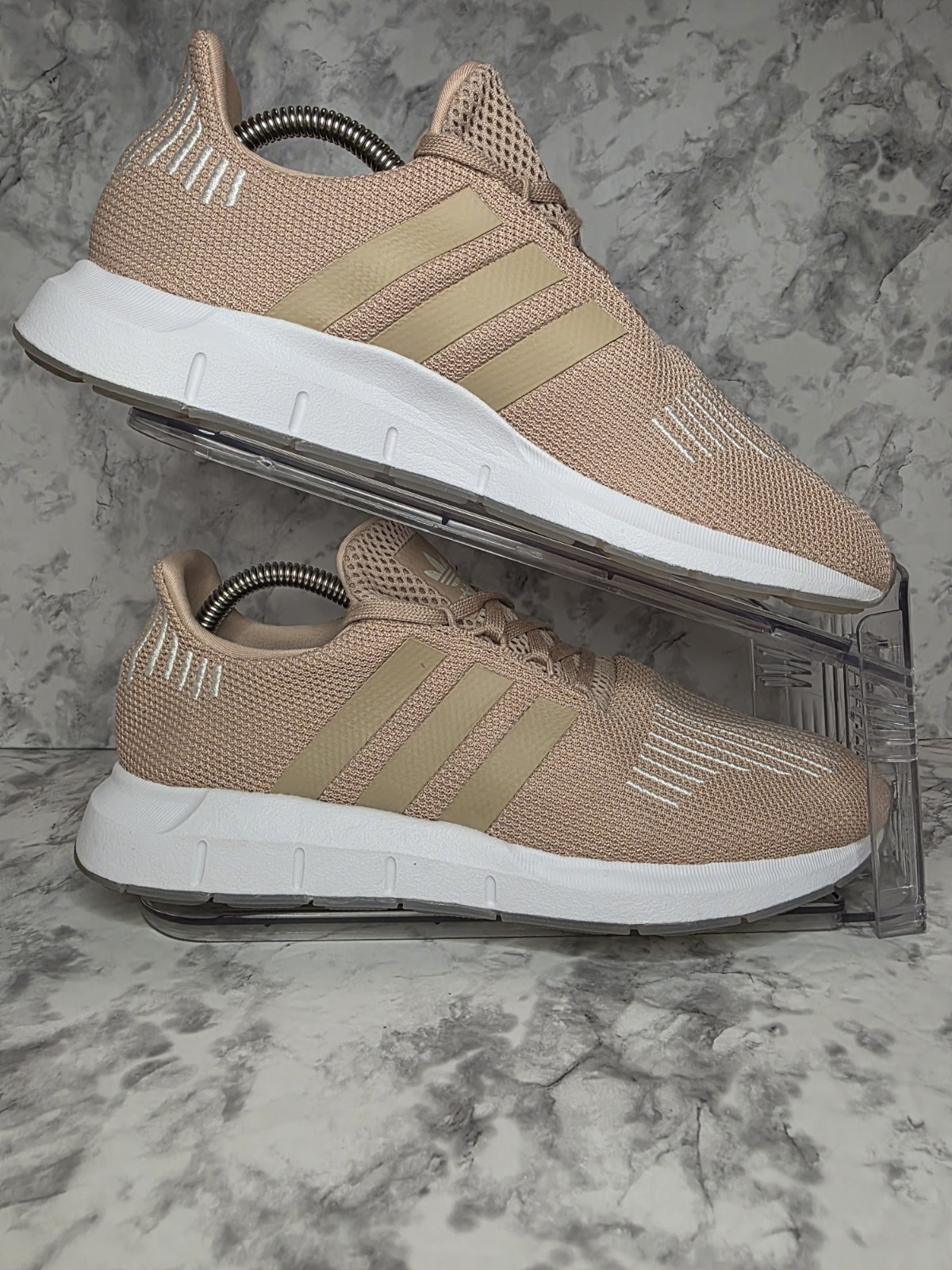 Adidas Swift Run Shoes Women Sz 8.5 Ash Pearl Comfort Athleisure Sneakers image 7