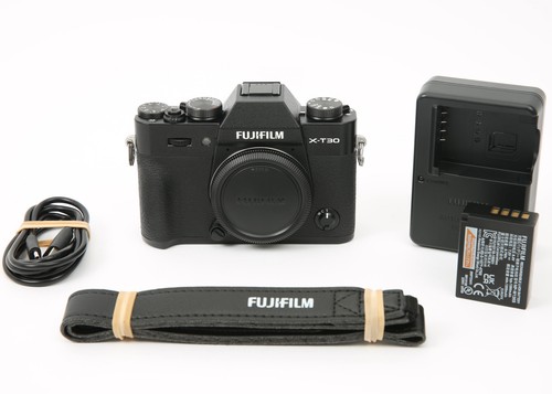 Fujifilm X-T30 II Spiegellose Digitalkamera (Nur Gehäuse, Schwarz) 26.1MP 4510 Auslösungen