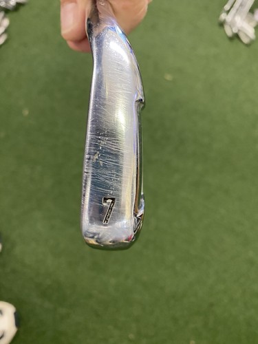 Callaway Rogue Pro 7 Eisen mit steifem Stahlschaft - Bild 3 von 6