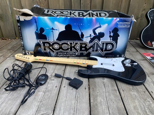 Rock Band Bundle With Guitar PS3 Fender Stratocaster W/ Dongle, Box & Microphone - Picture 3 of 7
