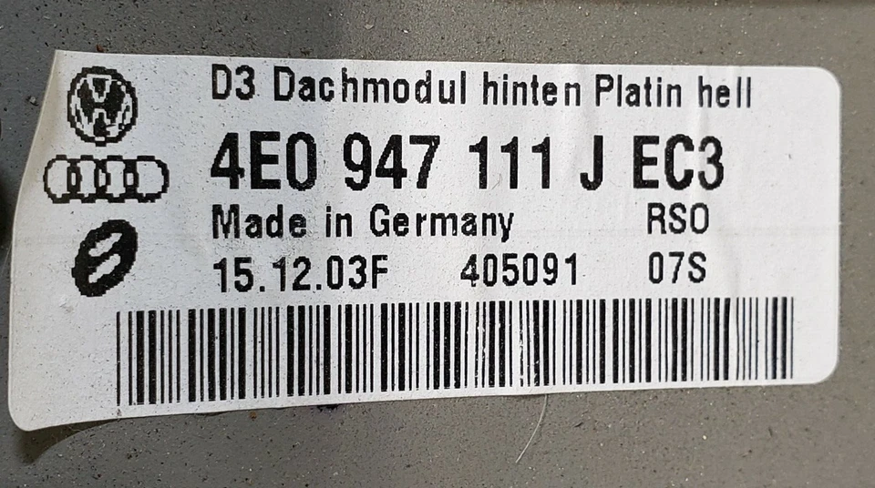 Luz domo superior trasera Audi A8L Quattro 2004-2006 4E0947111 OEM Foto 3 de 4