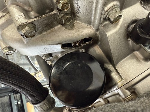 2015-2019 Yamaha R1 R1S R1M OEM Complete Engine Motor *DAMAGED* 9600 Miles! - Picture 14 of 19