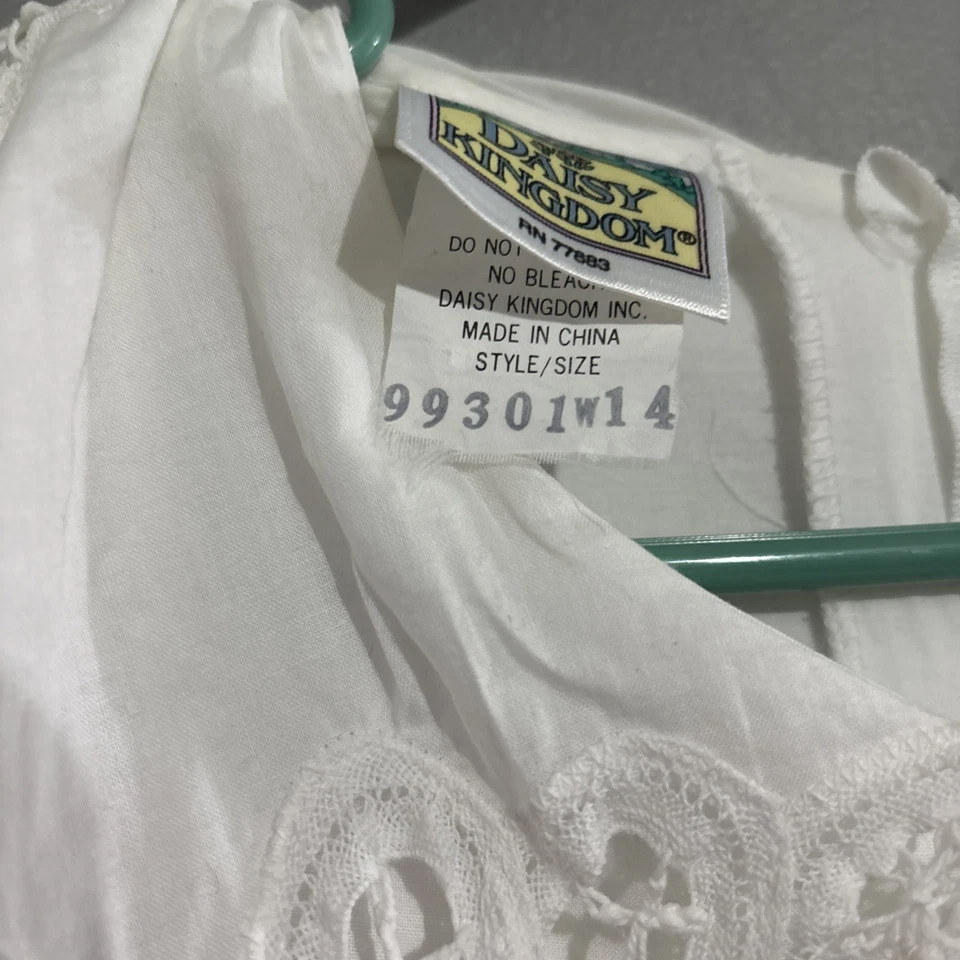 Vintage Daisy Kingdom Wedding Lace Dress White Girls Size 14? Pink Roses - Image 4 of 4