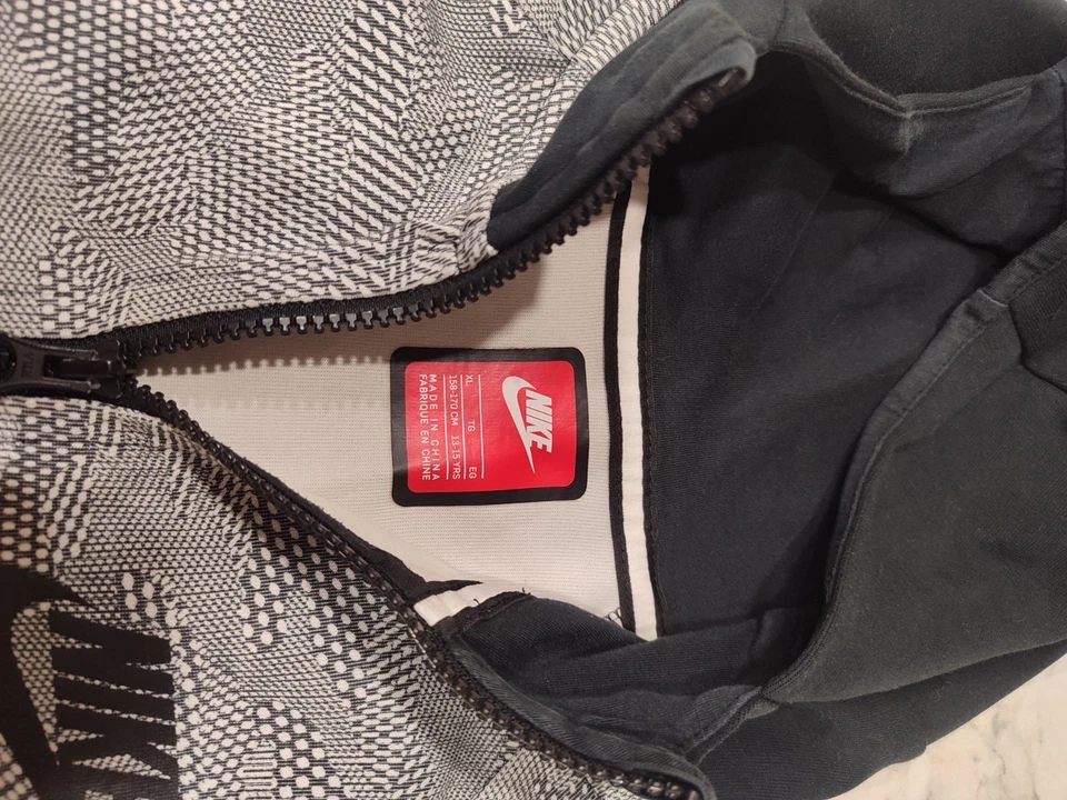Nike Tech Fleece, foto 2 di 5
