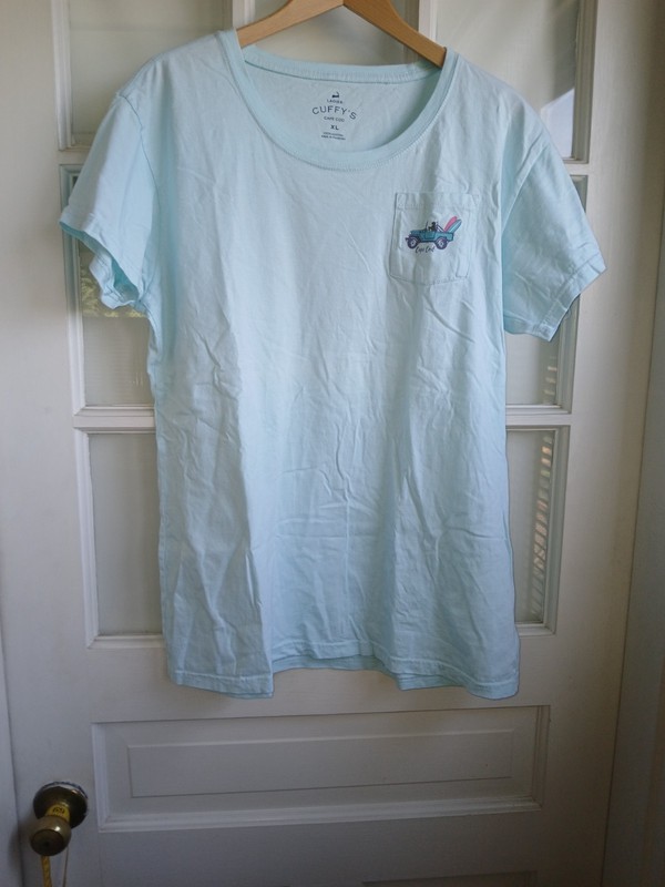 cuffy's cape cod xl light blue t shirt black lab jeep beachy surfboards