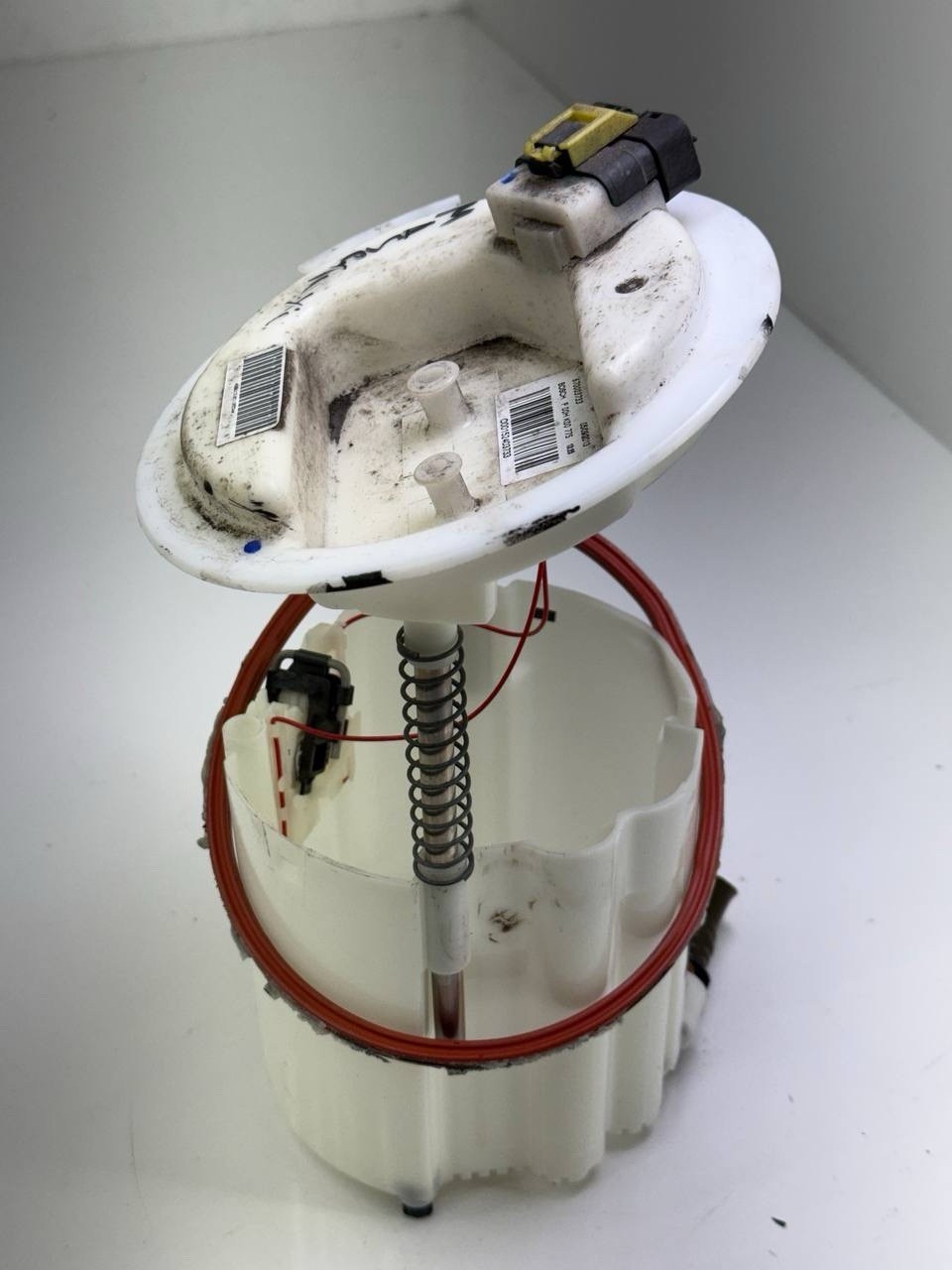 2014 - 2024 MASERATI GHIBLI 3.0L FUEL GAS TANK RIGHT FUEL LEVEL GAUGE PUMP 553