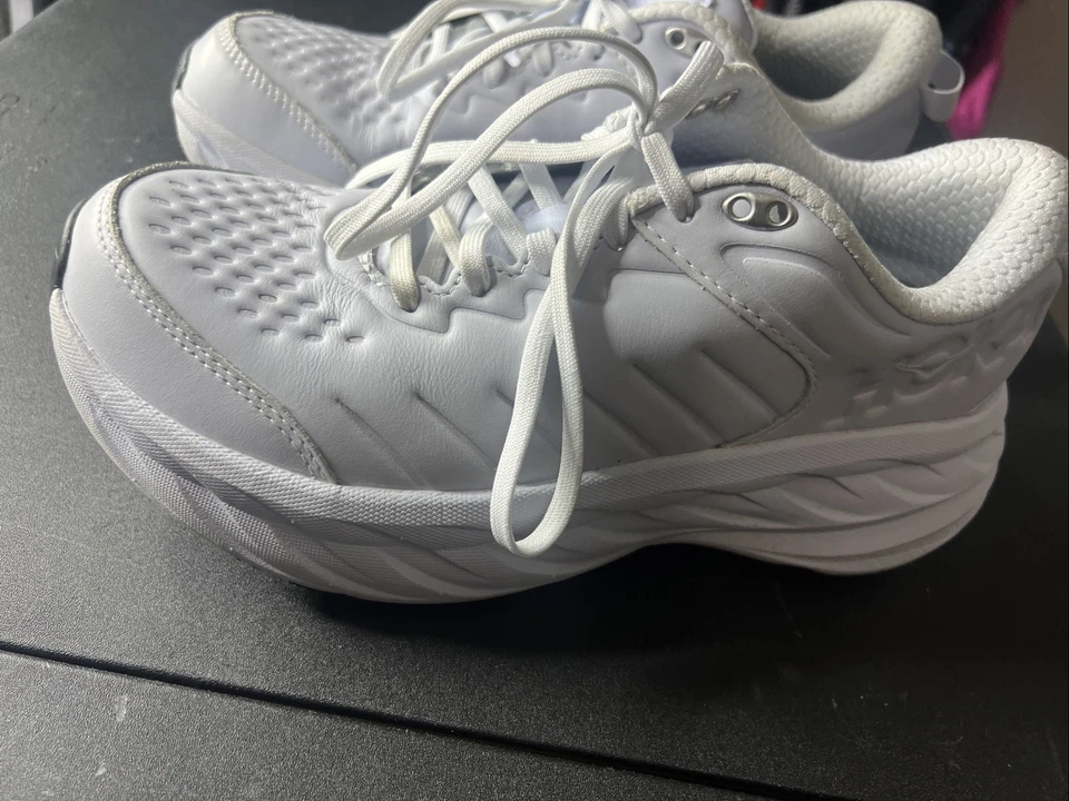 Zapatilla deportiva Hoka One One Bondi SR 1110521 antideslizante de cuero para mujer 8 púrpura usada en excelente estado Foto 4 de 4