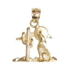 New 14k Gold Coyote Desert Scene Pendant