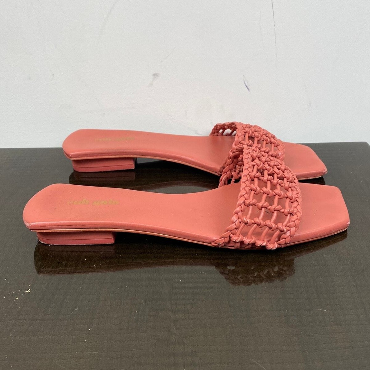 Cult Gaia Maya Woven Leather Sandals Slides Women display picture 1