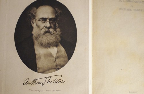 Michael Sadieir Trollope A Commentary First UK Edition 1927 - Foto 3 di 6