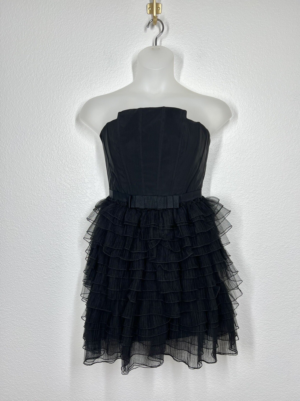 Picture 1 of 6