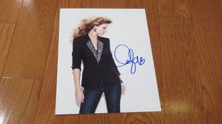Taylor Swift Autographed Hand Signed Photo 8x10