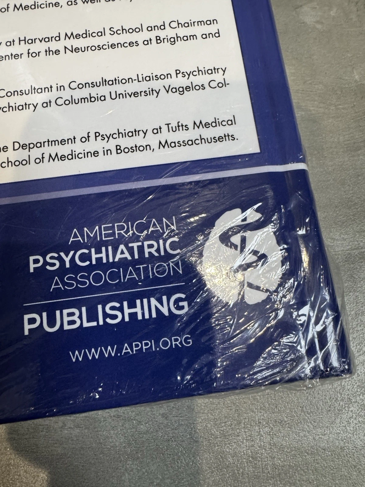 Textbook Of Medical Psychiatry Summergrad 9781615370801 Brand New 6