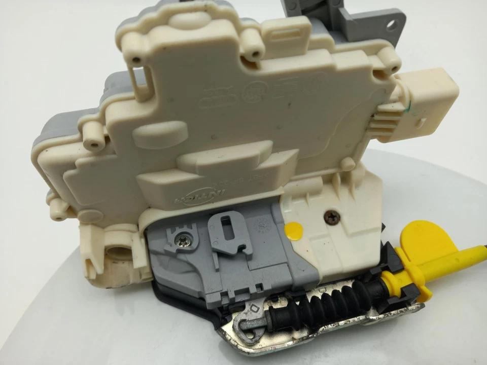 Mecanismo de bloqueo de puerta AUDI A5 2007-2010 2 puertas cupé O/S delantero derecho 8J2837016A Foto 2 de 4