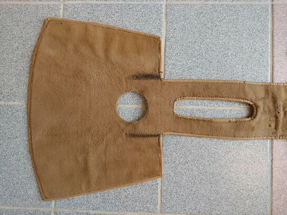 BONITA ALFOMBRA ORIGINAL PORSCHE 911 930 TÚNEL CENTRAL BEIGE SECCIÓN 7 NLA Foto 4 de 4