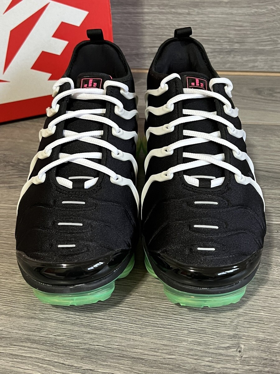 vapormax plus black green and pink