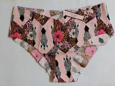 NEW W/TAG - Victoria’s Secret Seamless Hiphugger - Size - LG