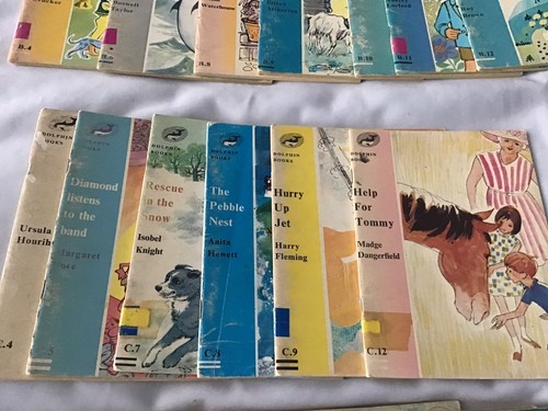 Vintage 1970s Early Reading Dolphin Books x 27 - Picture 4 of 17