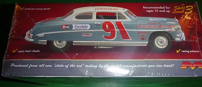 MOEBIUS 1952 HUDSON HORNET NASCAR Model Car Mountain KIT TIM