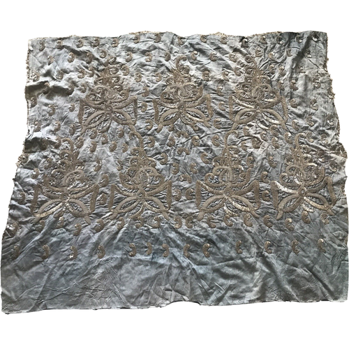 Tela de colección floral cachemira plata metálica de peso pesado