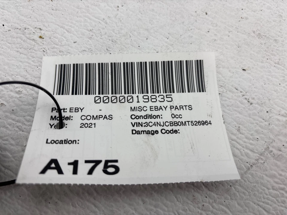 Brazo de suspensión trasero izquierdo Jeep Compass 2017-2024 OEM 68309202AB Foto 3 de 4