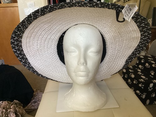 Chatties Straw Sun Hat Large Brim Black & Cream One Size 100% Paper Woman’s - Picture 4 of 10