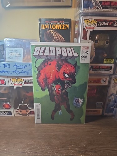Deadpool #8 Variant - Picture 7 of 10