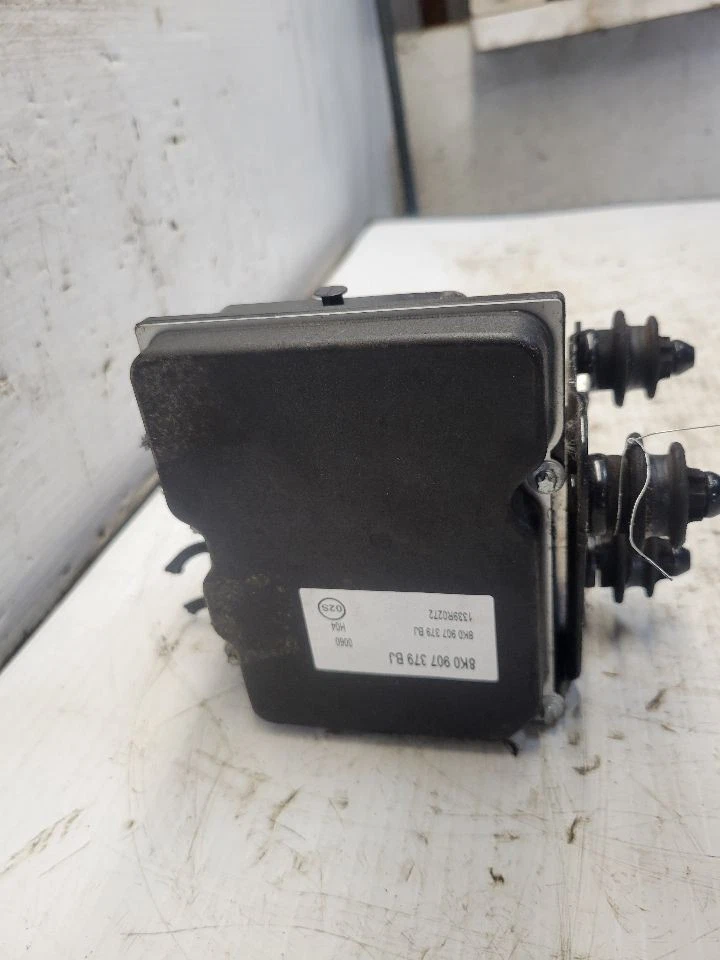 Anti-Lock Brake Part AWD Quattro Convertible Opt 1AT Fits 10-12 AUDI A5 1660928 - Image 3 of 4