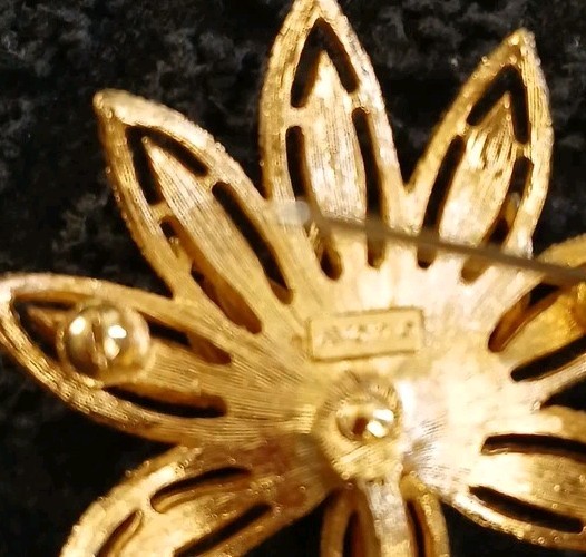 Foto 3 di 9
