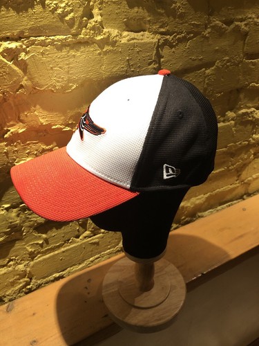 Men's New Era White Baltimore Orioles 2025 Batting Practice 39THIRTY Flex Hat - Picture 2 of 8