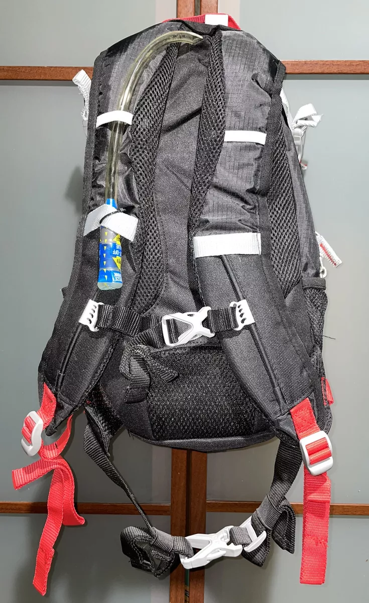OUTDOOR PRODUCTS ARROYO 13L MIST HYDRATING BACKPACK HIKING TREKKING