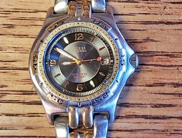 GUESS G65841L Waterpro Quartz Analog Ladies Watch 50 Meters 165 Feet