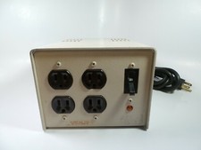 ONEAC CM1105 POWER CONDITIONER 120 Volt One Phase 4 Outlet 4.6A