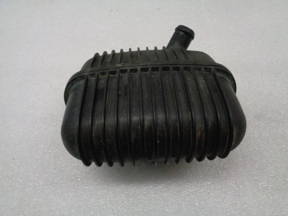 Silenciador intercooler Audi A4 Quattro 2009-2016 8K0129955A OEM AK250548 Foto 2 de 4