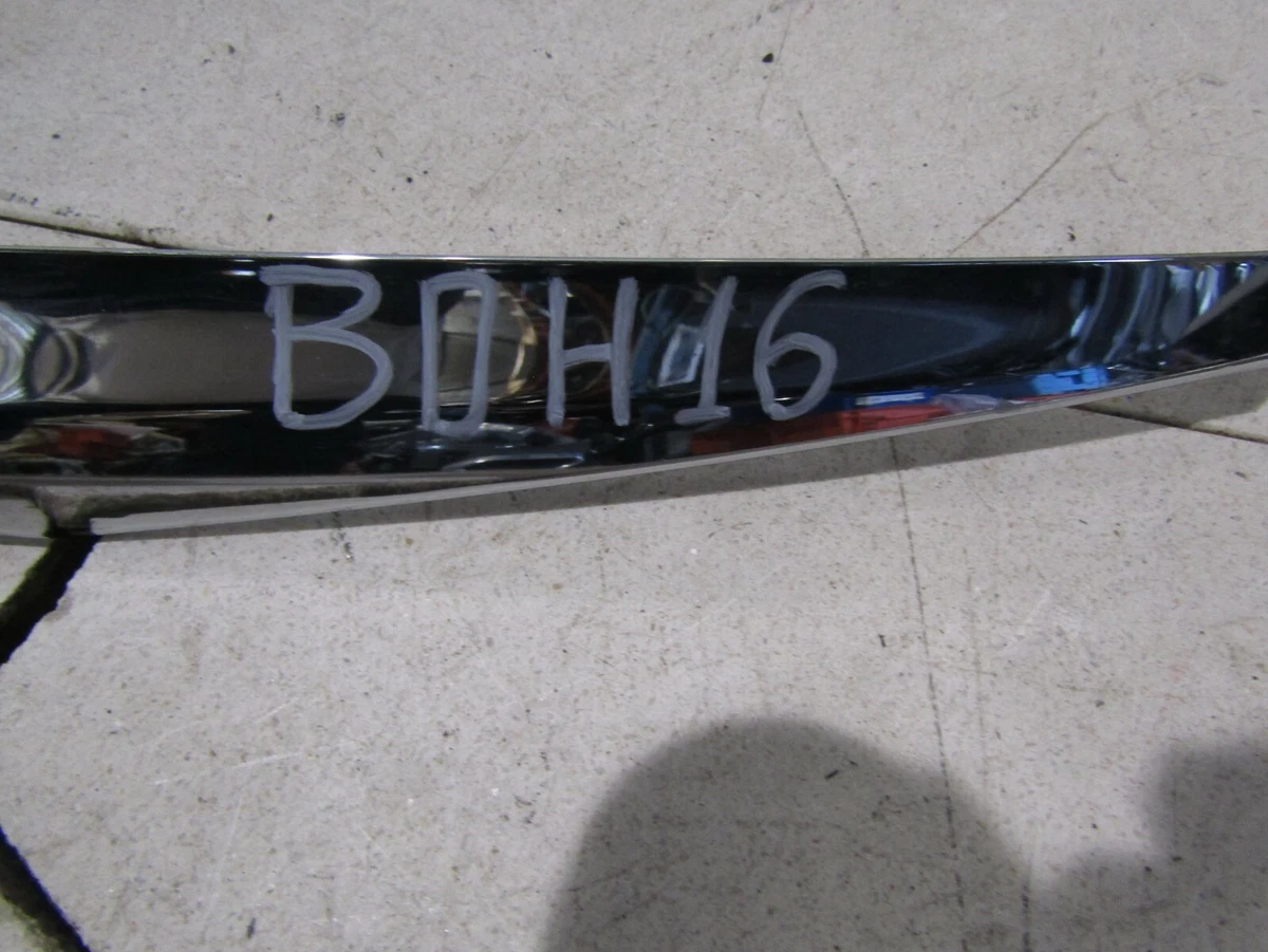 MERCEDES E W213 BOOT LID TAILGATE CHROME MOULDING GENUINE 