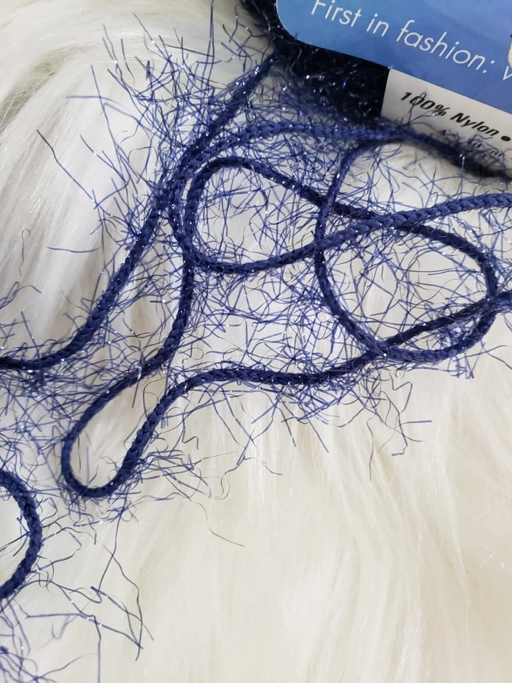 2 pestañas brillantes Berroco CRYSTAL FX #4706 CARBONO azul marino descontinuadas de colección Foto 4 de 4