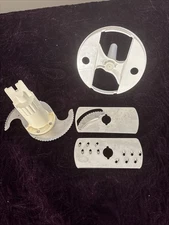 Sunbeam Mixmaster 14056 Food Processor Chopping Shredding Slicing Blades Lot