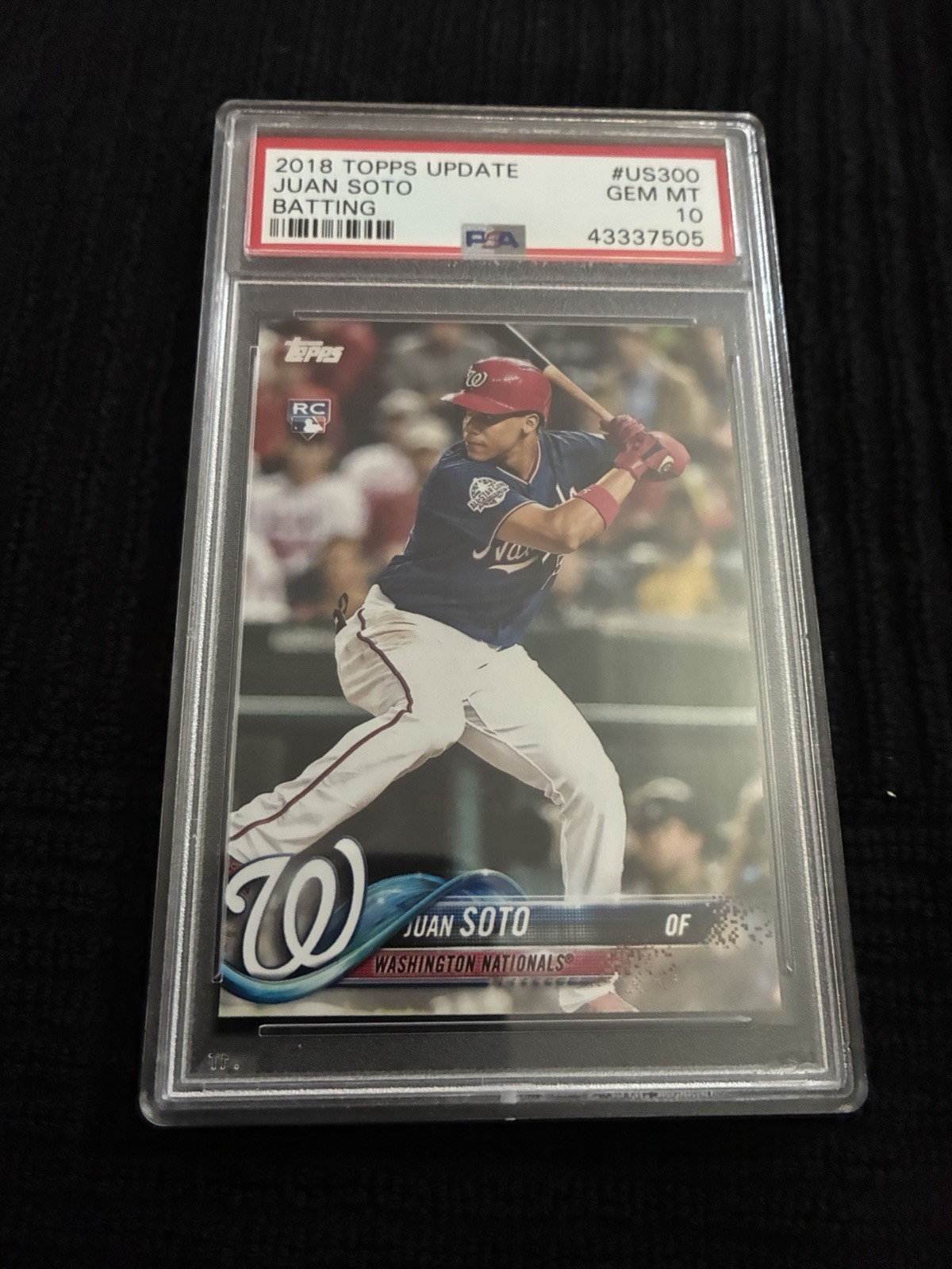 Topps 2018 Update Juan Soto Batting RC #US300 Base Nationals PSA 10