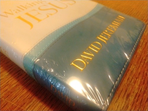 Walking With Jesus By David Jeremiah Leatherbound NEW Sealed - Picture 6 of 6