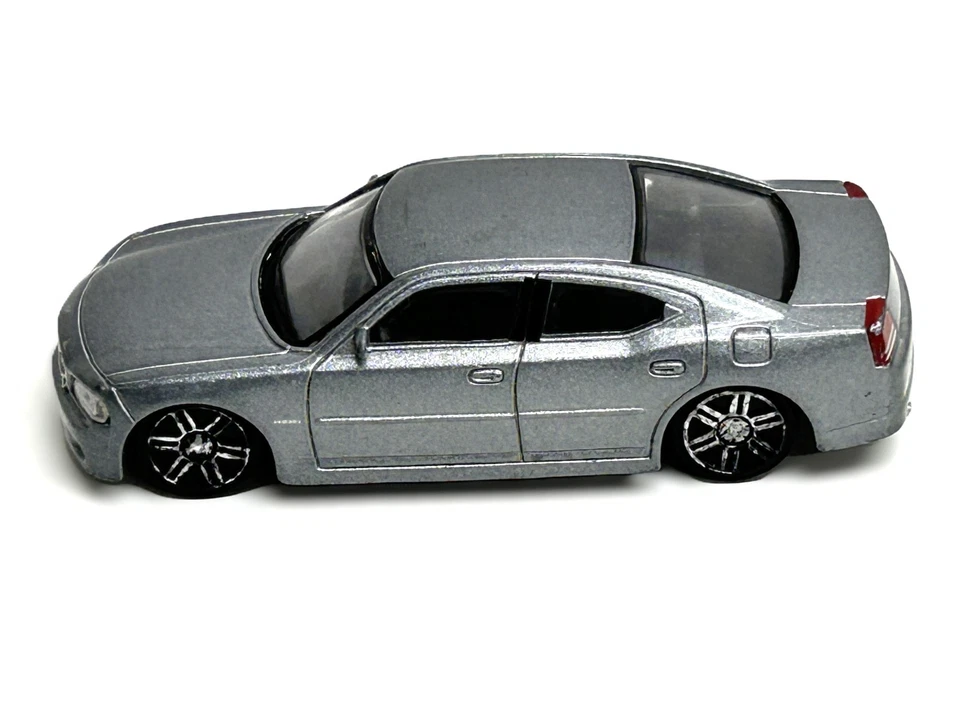 Dodge Charger 2006 Grigio Metallizzato DieCast 1:43 Maisto  Daimler Chryisler - Immagine 4 di 4